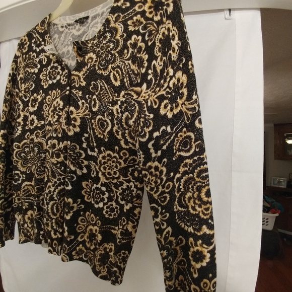 TALBOTS LADIES TOP####BEAUTIFUL DESIGN - Picture 3 of 7